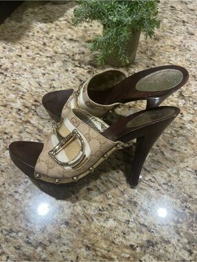 Gucci GG Canvas Beige, White & Brown Horsebit Acccent Slide Mules Sandals 8.5
